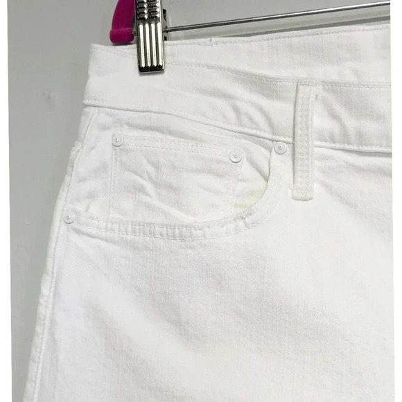 MOTHER SUPERIOR The Ditcher Crop Jean in Totally Innocent - Picture 4 of 10